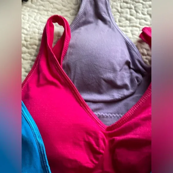 GENIE BRAS.NWOTags! Set of 3! Says XXXL but I believe these are a size 36! - Picture 4 of 10